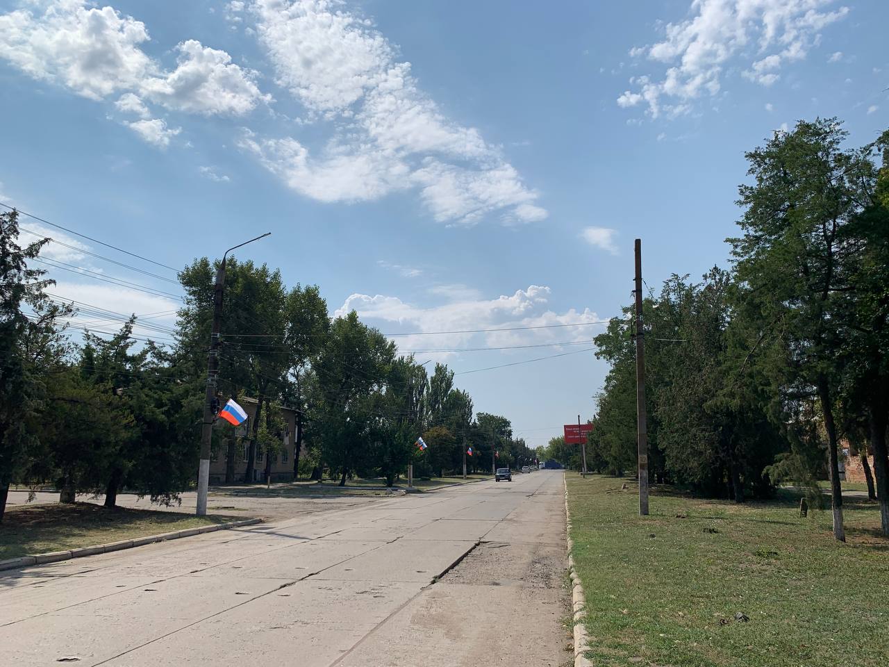 Фотографии.